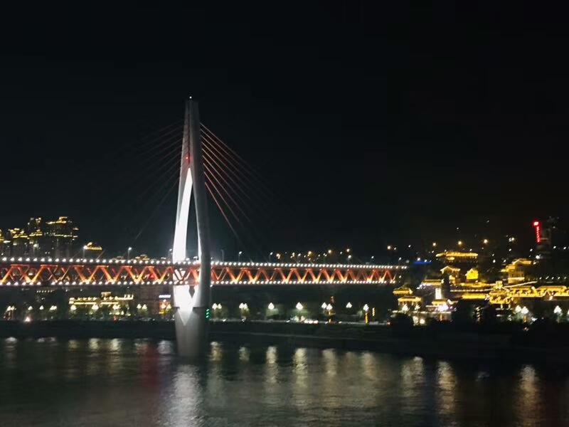 長(zhǎng)江夜景.jpg