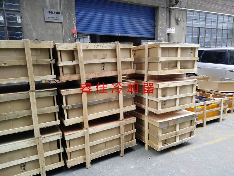 液壓風冷散熱器RJ-6511發(fā)貨.jpg