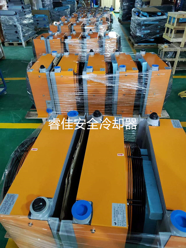 液壓機械風(fēng)冷卻器