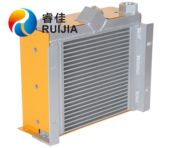 淺析板翅式換熱器